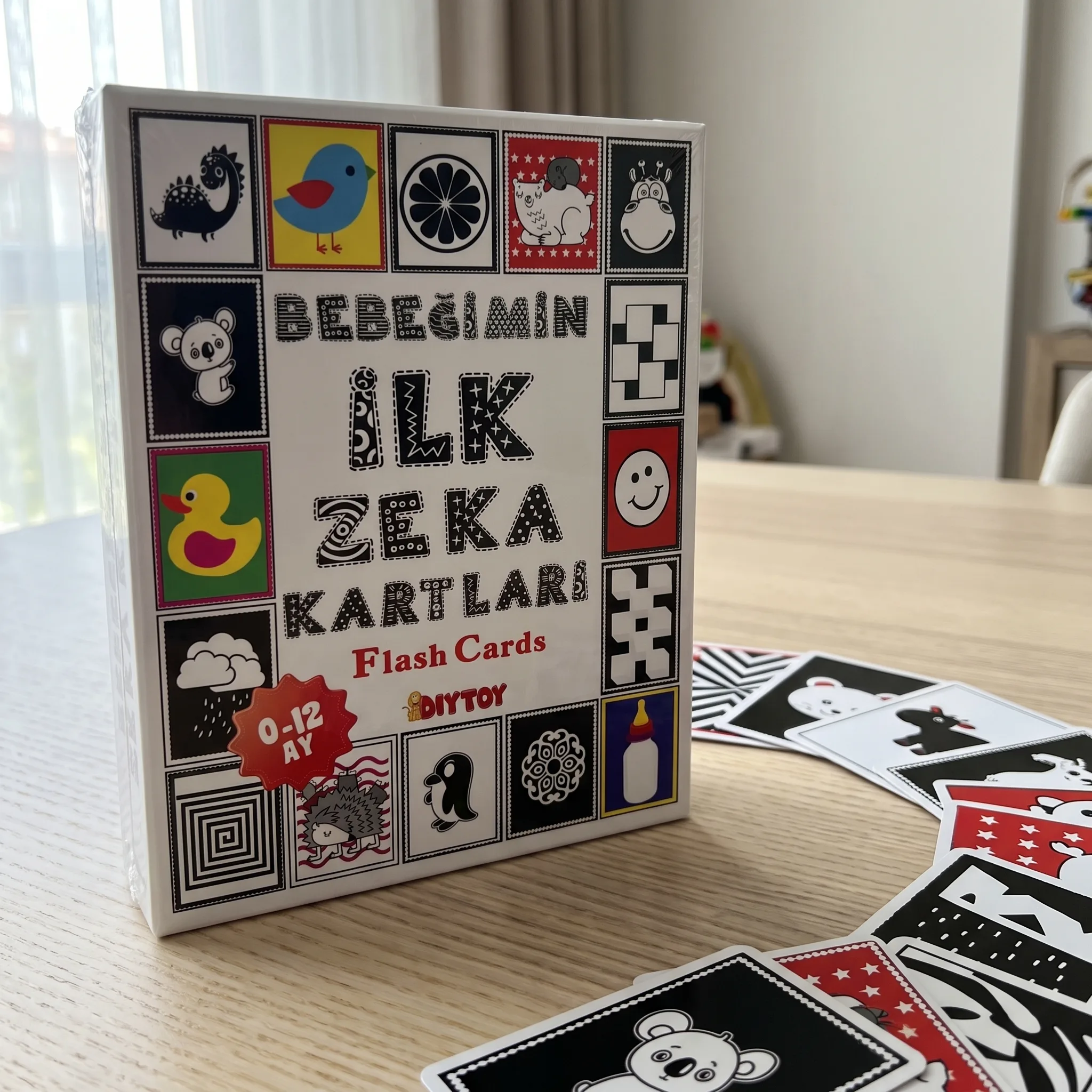 DiyToy 0-12 Ay Bebek Zeka Kartları: Keşfetmenin İlk Adımları