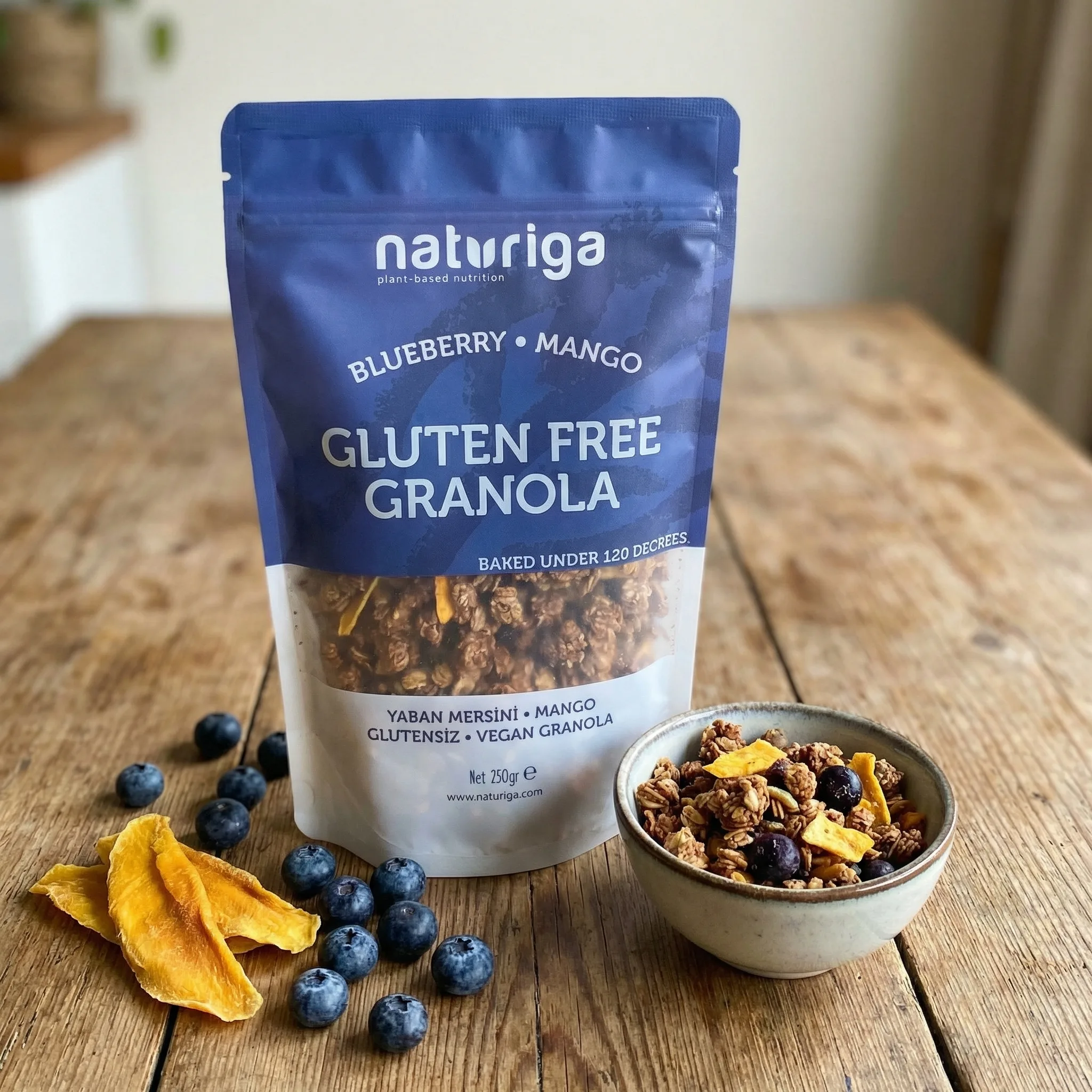 Naturiga Glutensiz Yaban Mersini Mango Tropik Kahvaltı Gevreklere 250 gr